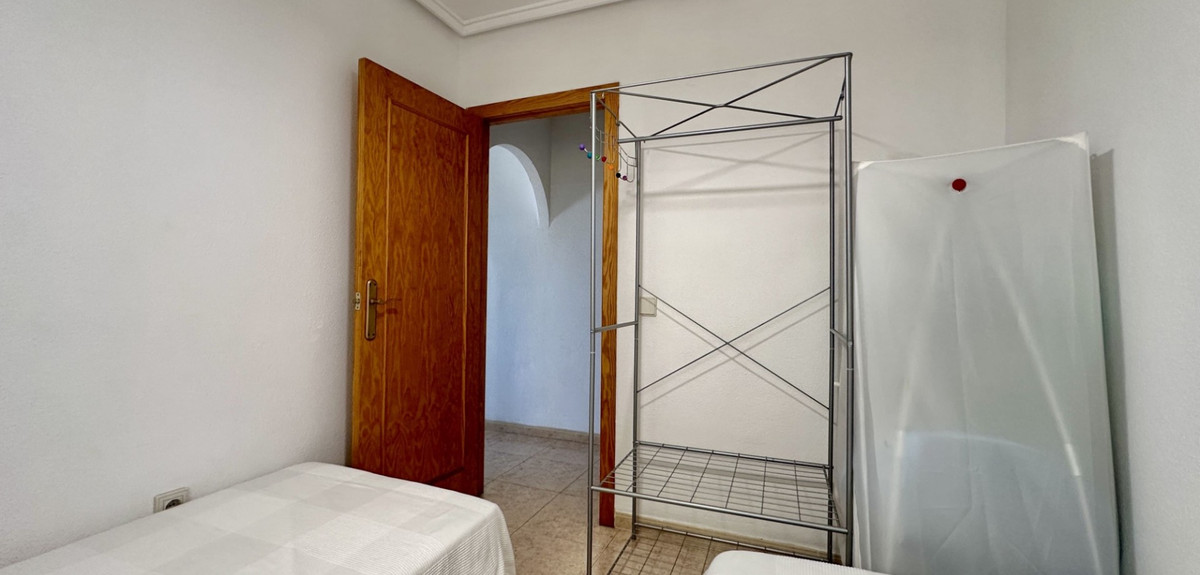Se vende Apartamento Planta Media de 2 dormitorios en Costa Blanca, Alicante, España