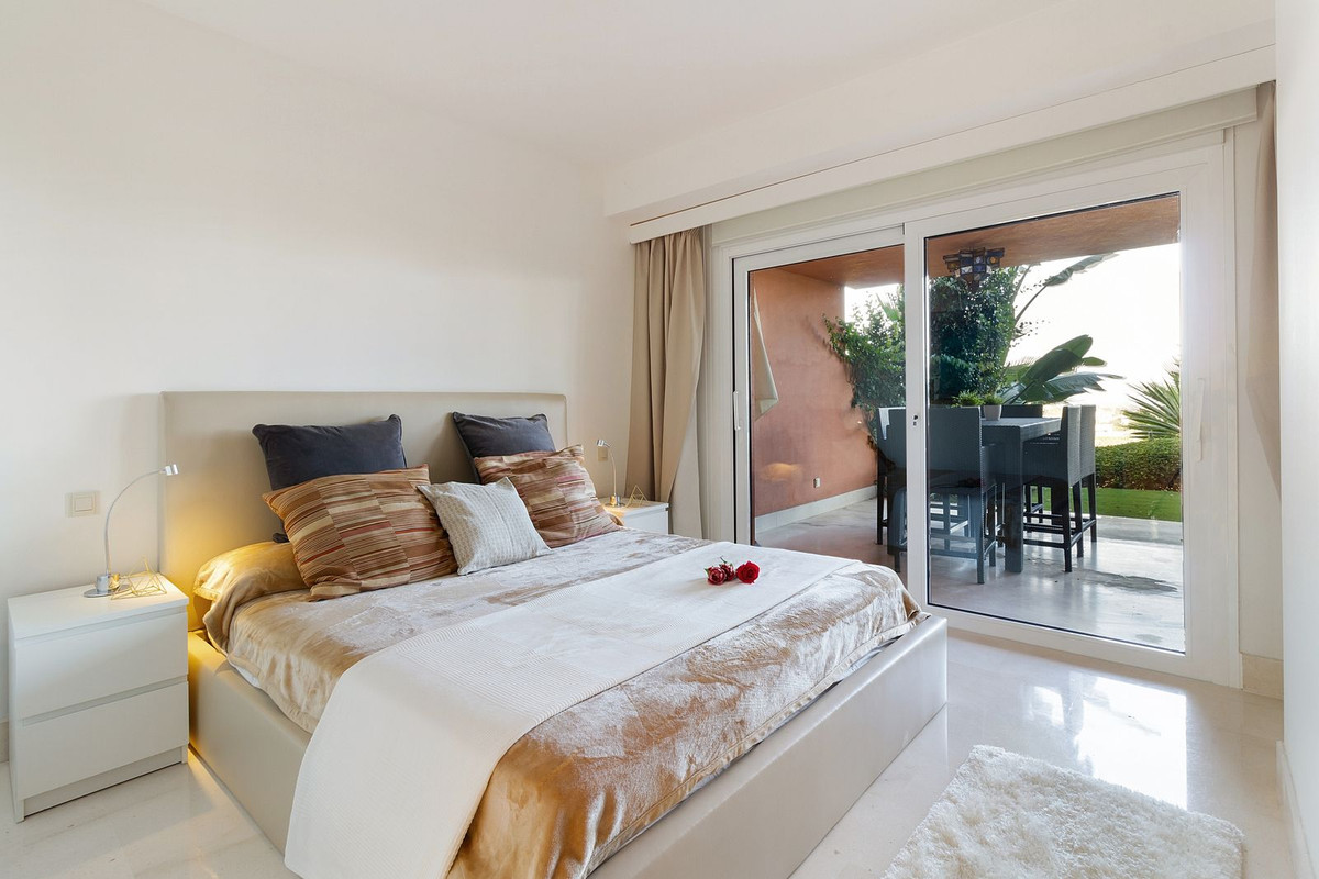 2 Bed Apartment for sale in Los Flamingos Costa Del Sol, Málaga, Spain