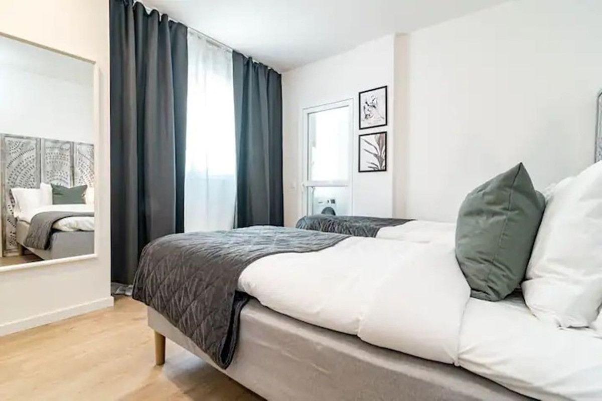 Se vende Apartamento Planta Media de 2 dormitorios en Costa Del Sol, Málaga, España