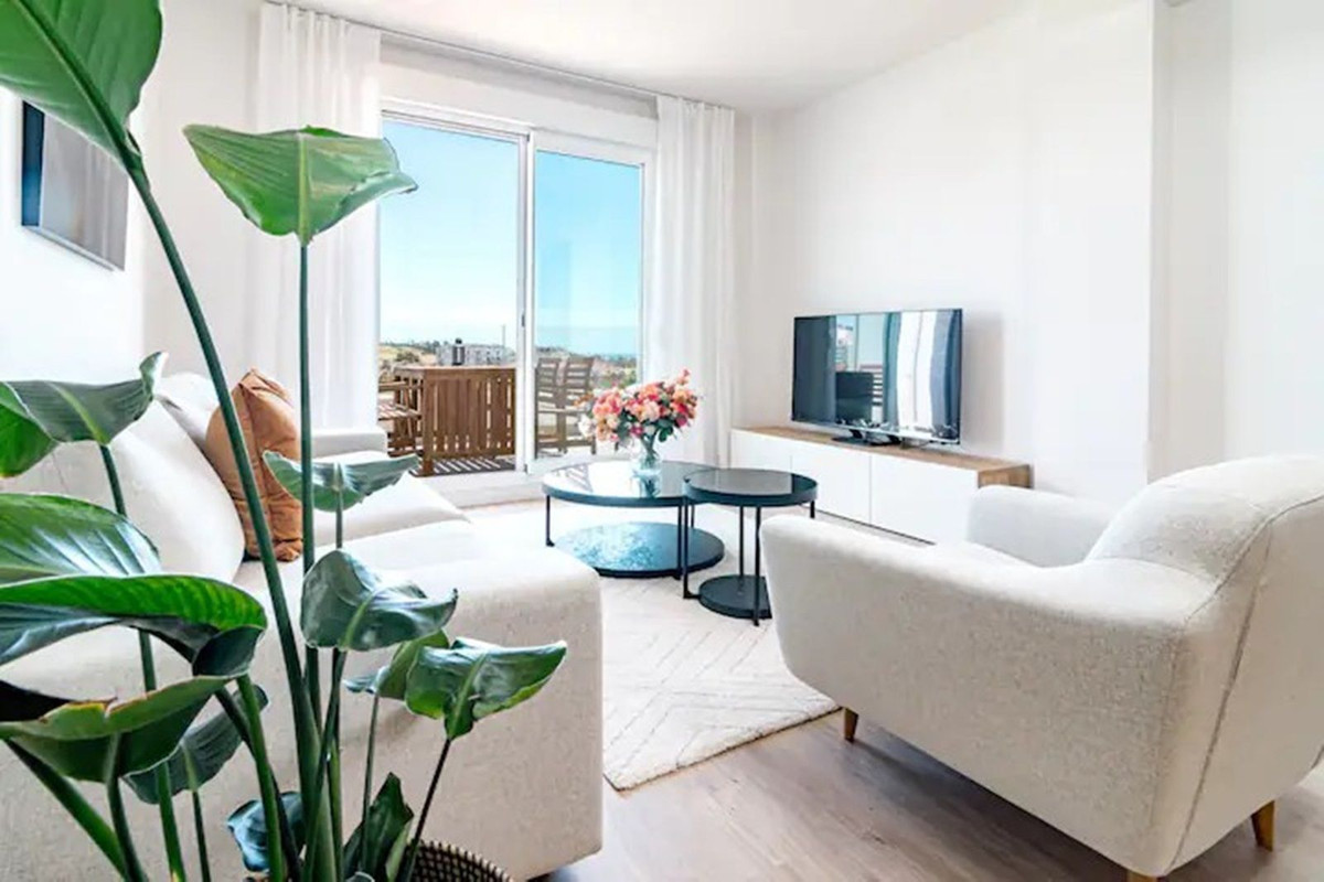 Se vende Apartamento Planta Media de 2 dormitorios en Costa Del Sol, Málaga, España