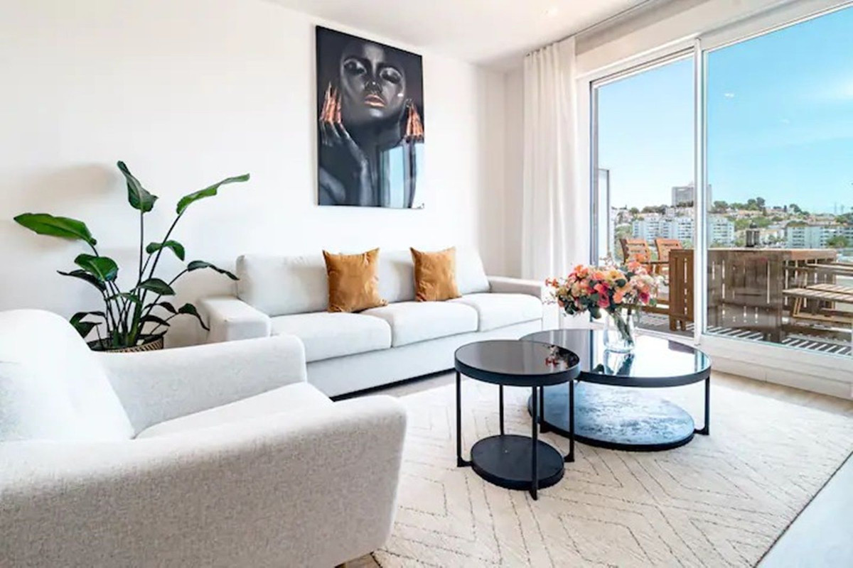Se vende Apartamento Planta Media de 2 dormitorios en Costa Del Sol, Málaga, España