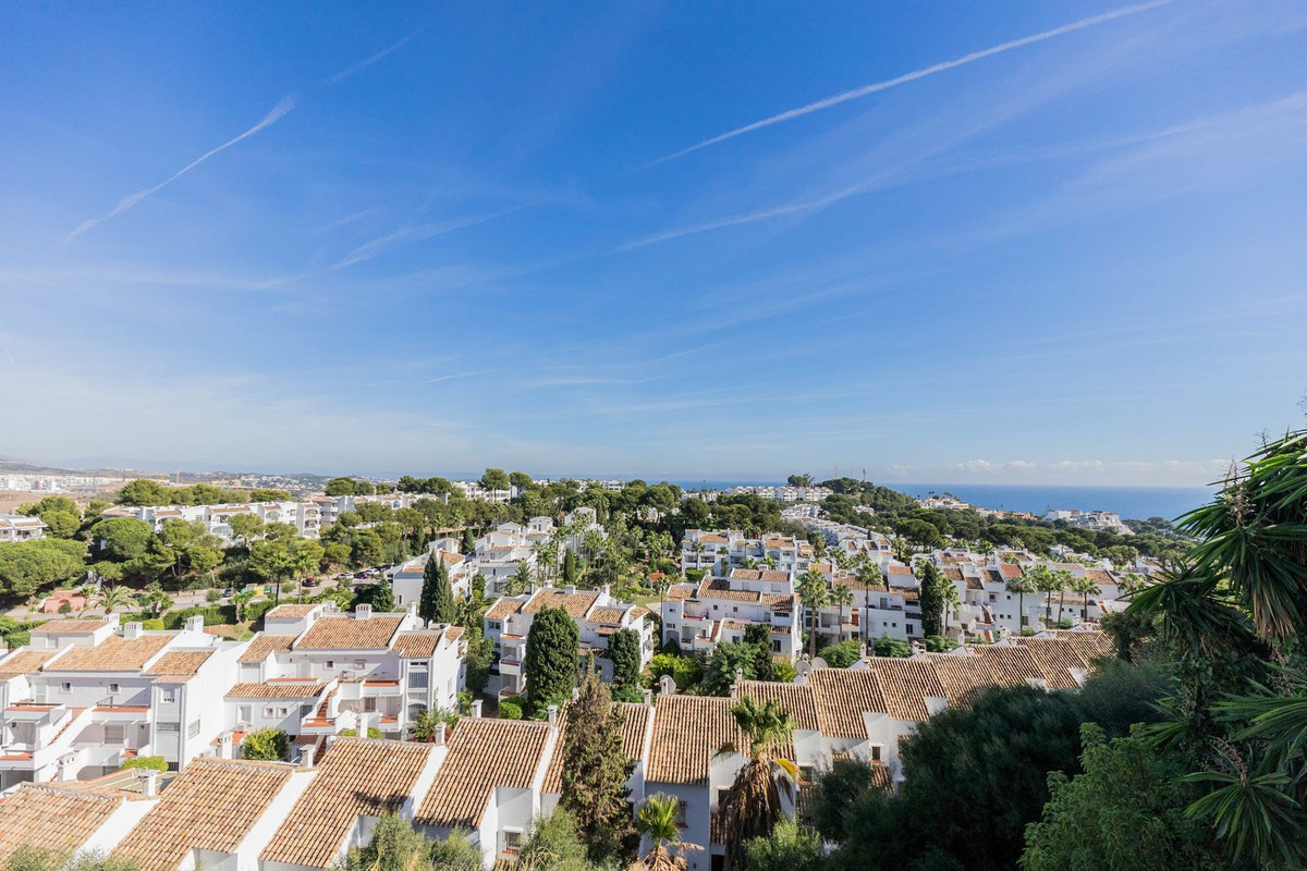 2 Bed Apartment for sale in Riviera Del Sol Costa Del Sol, Málaga, Spain