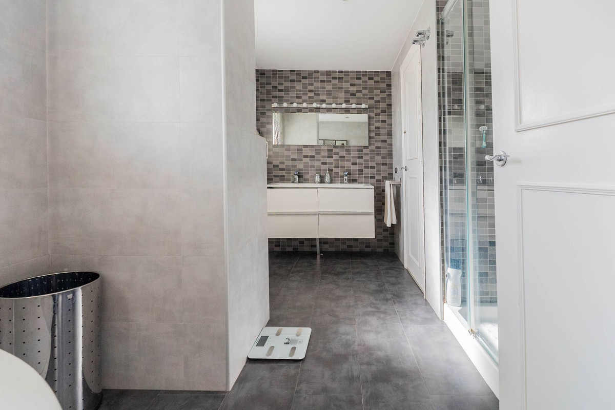 2 Bed Apartment for sale in Riviera Del Sol Costa Del Sol, Málaga, Spain