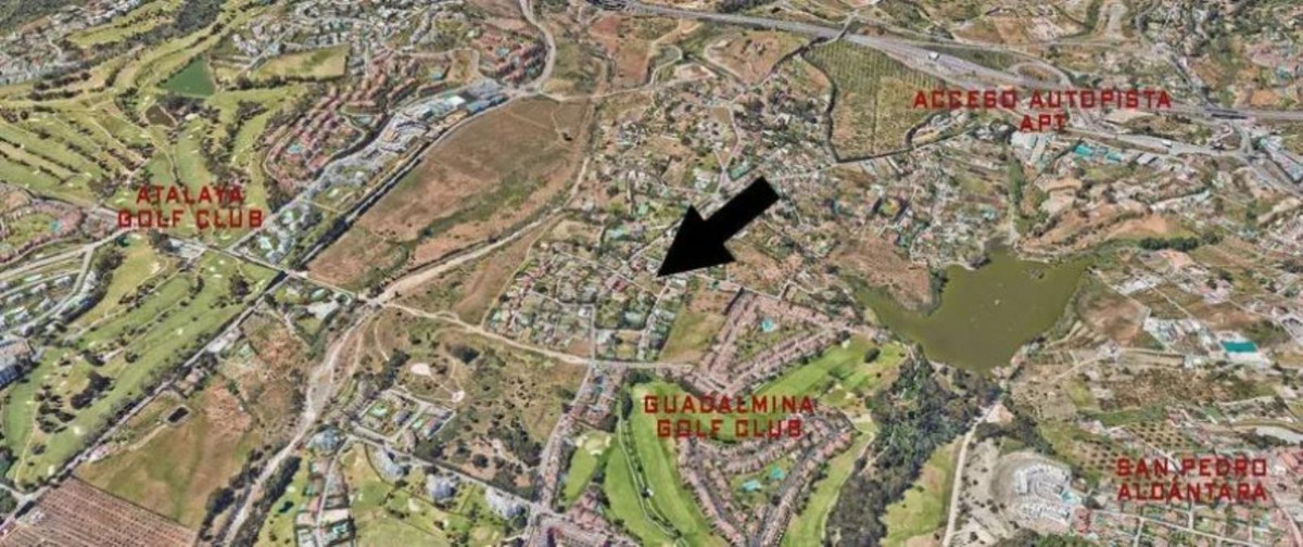 Se vende Terreno Urbano  en Costa Del Sol, Málaga, España