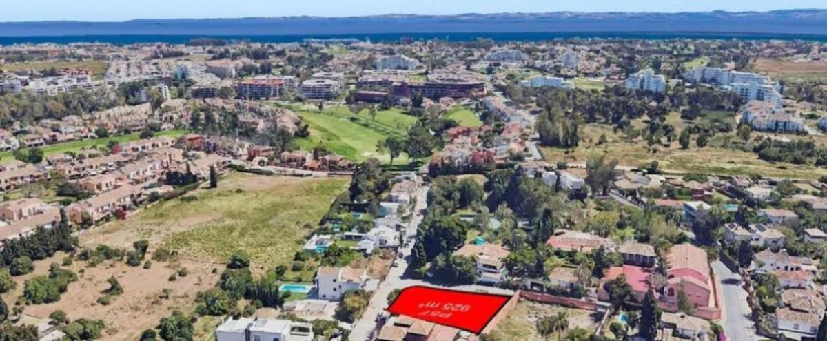 Se vende Terreno Urbano  en Costa Del Sol, Málaga, España