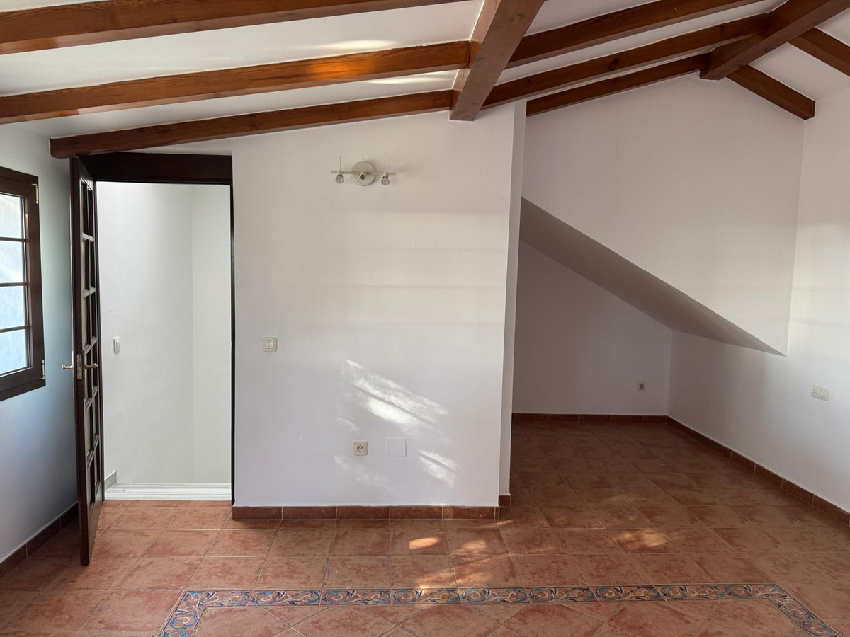 4 Bed Townhouse for sale in Marbella Costa Del Sol, Málaga, Spain