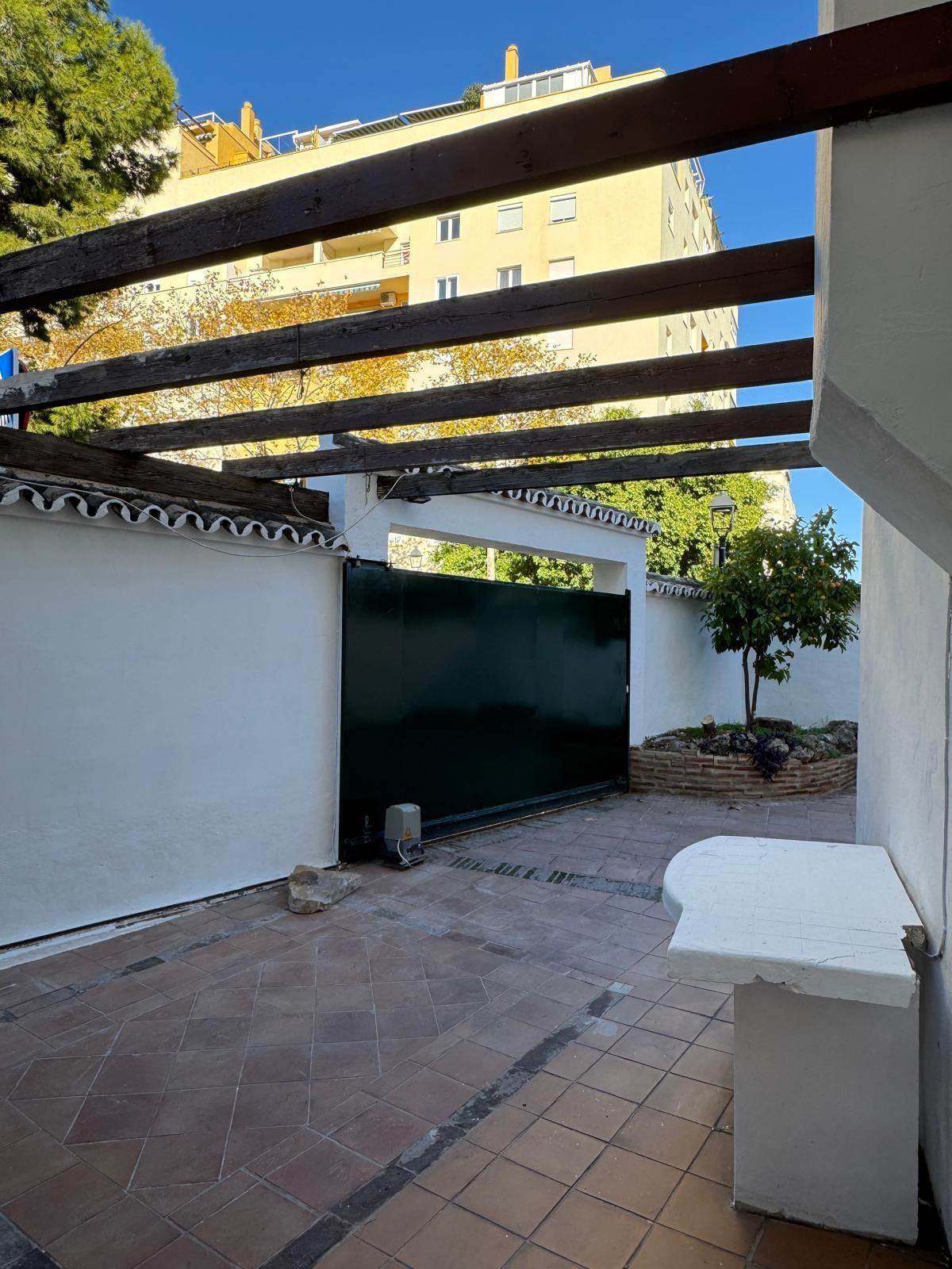 4 Bed Townhouse for sale in Marbella Costa Del Sol, Málaga, Spain