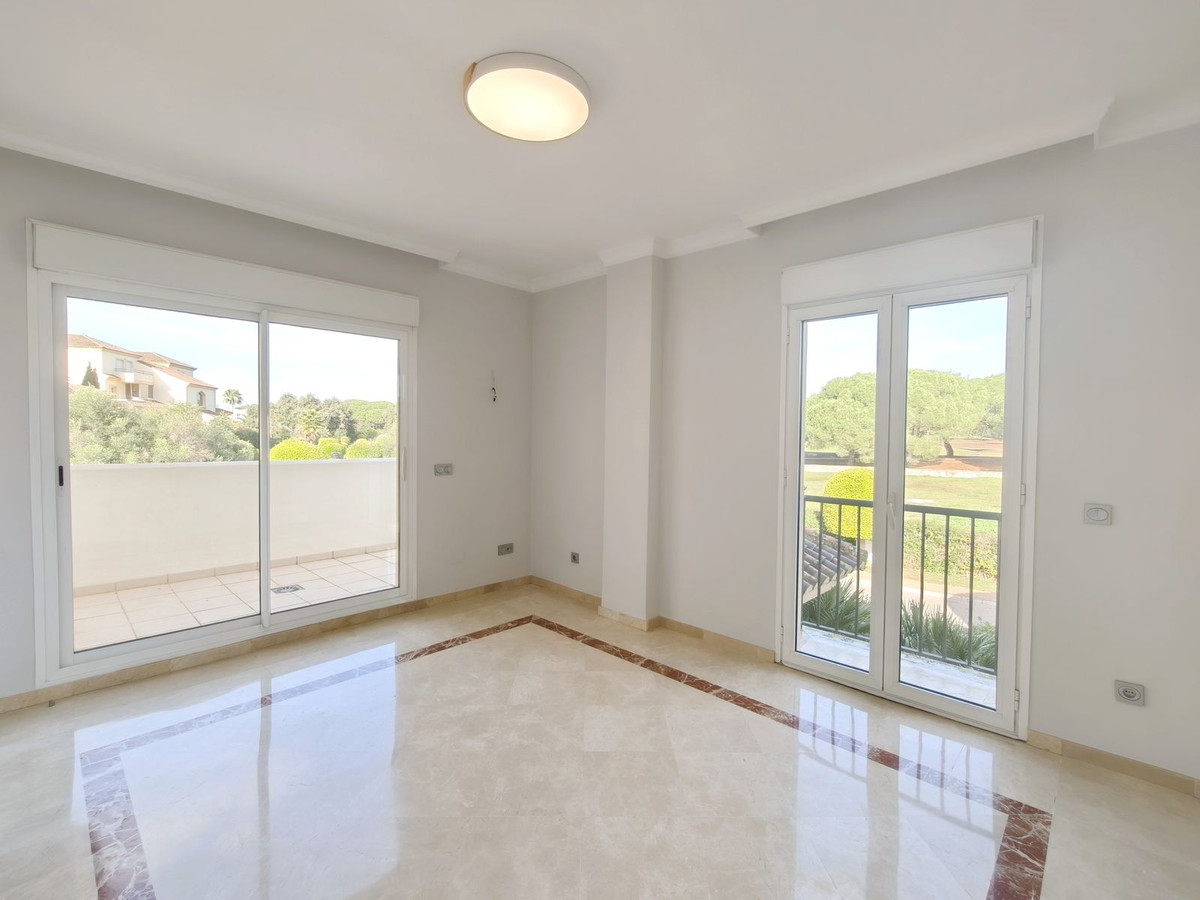 Se vende Pareada de 3 dormitorios en Costa Del Sol, Cadiz, España