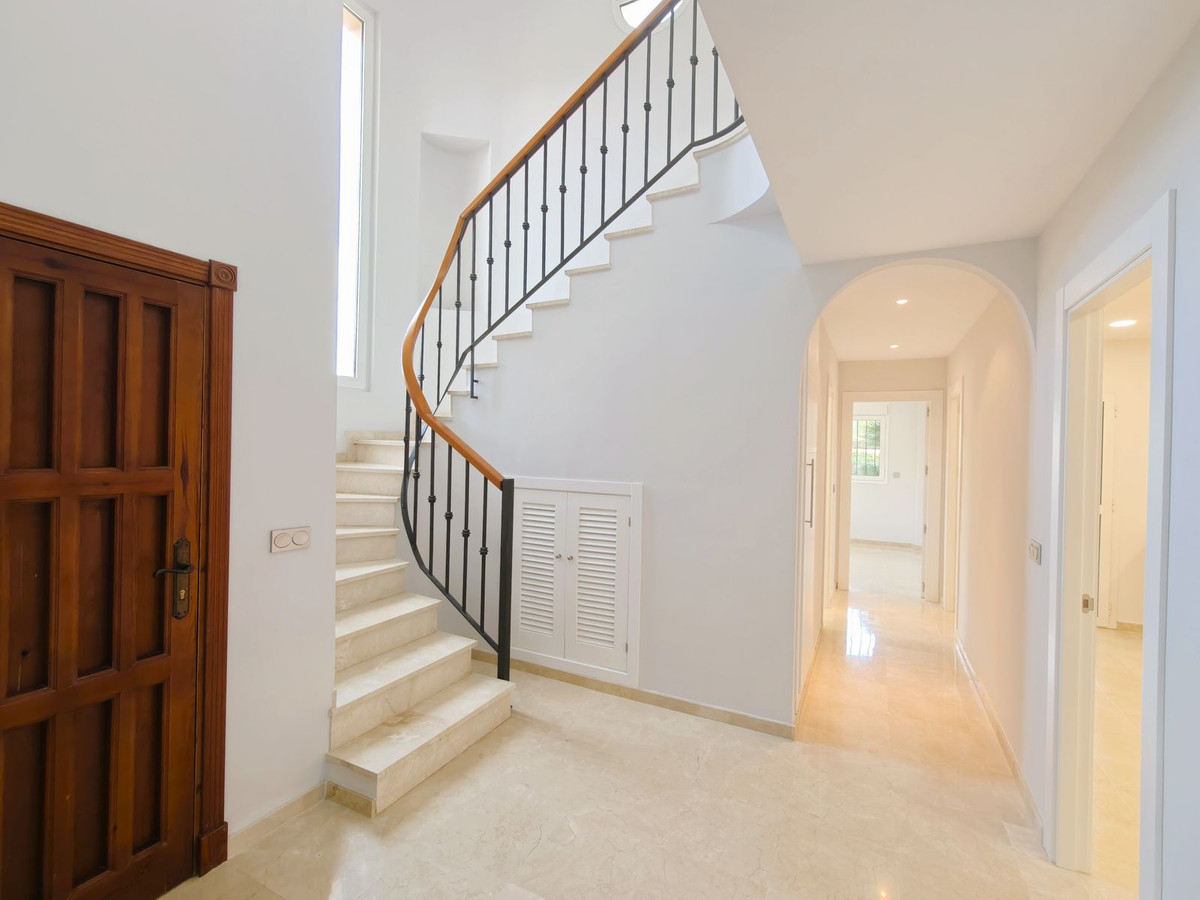 Se vende Pareada de 3 dormitorios en Costa Del Sol, Cadiz, España