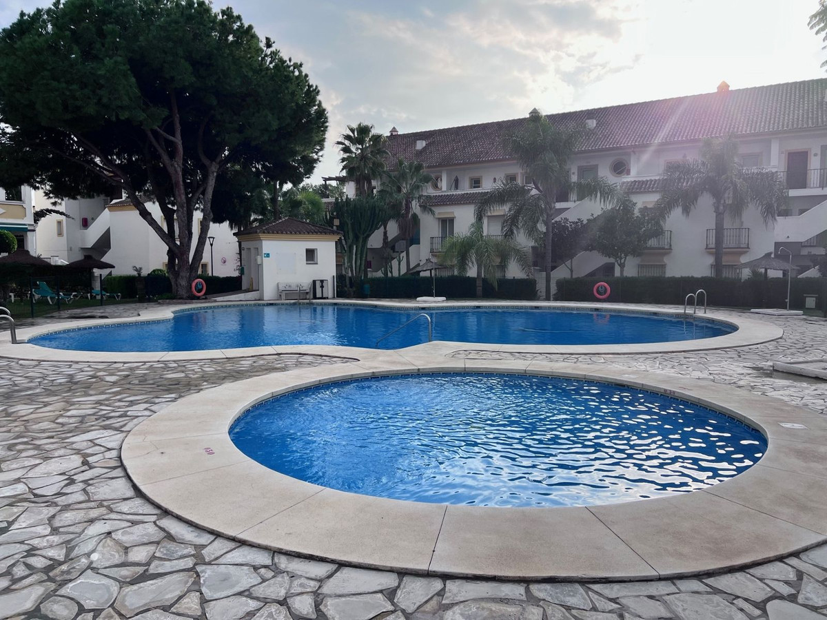 3 Bed Apartment for sale in Las Chapas Costa Del Sol, Málaga, Spain