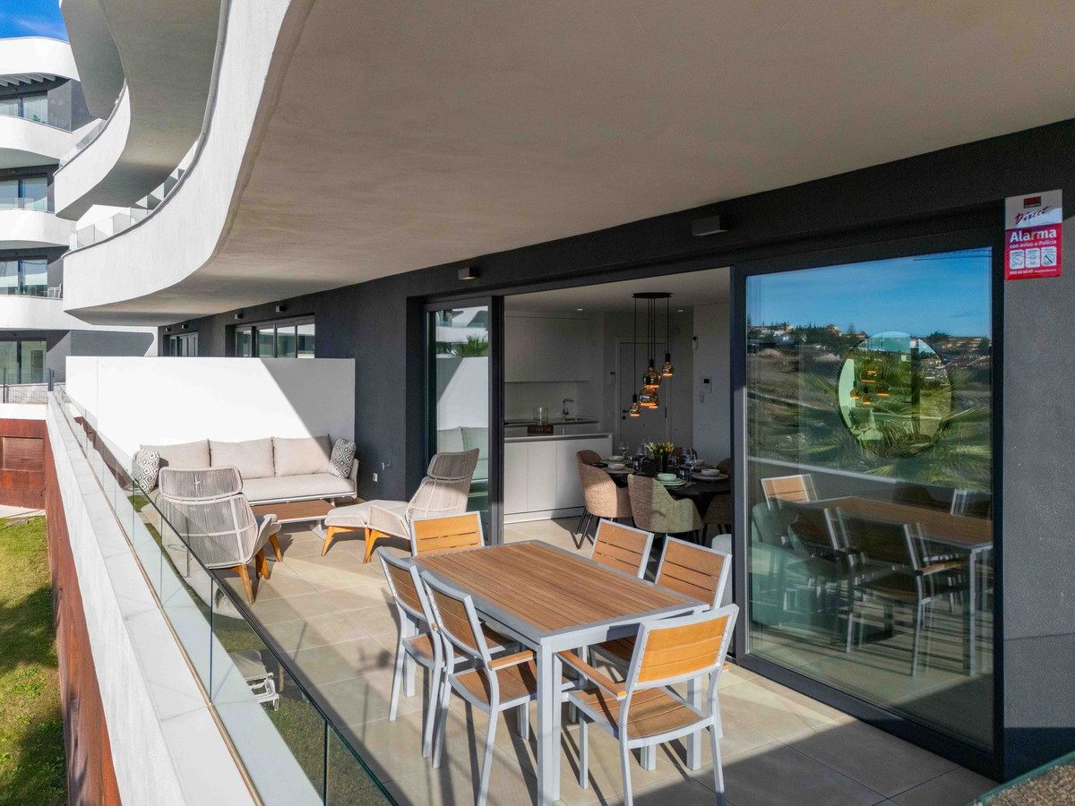 Se vende Apartamento Planta Baja de 2 dormitorios en Costa Del Sol, Málaga, España