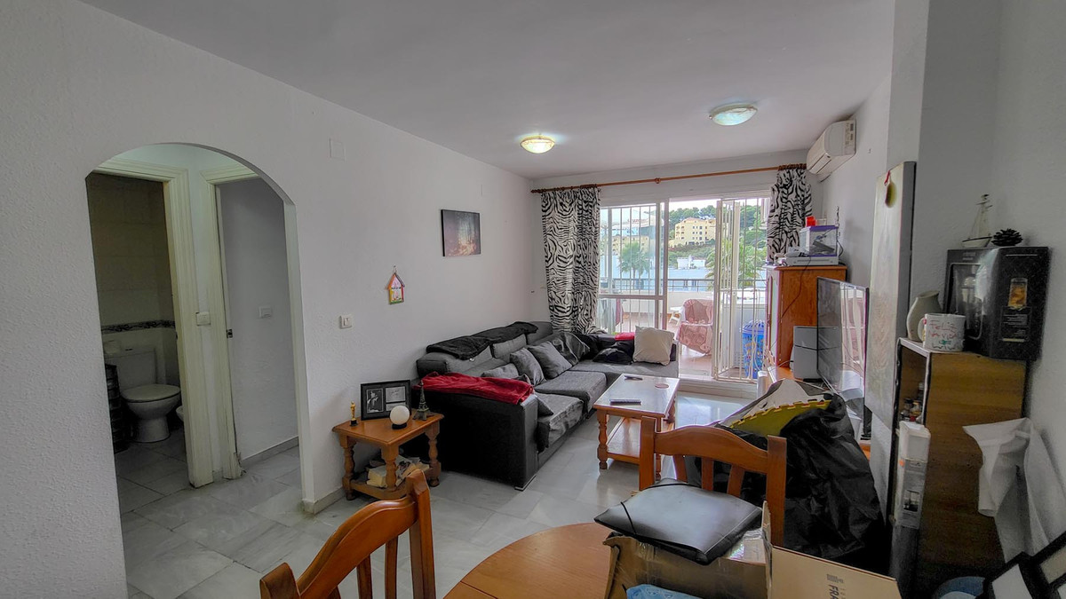 Se vende Apartamento Planta Media de 2 dormitorios en Costa Del Sol, Málaga, España