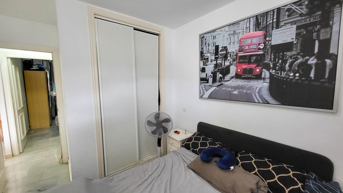 Se vende Apartamento Planta Media de 2 dormitorios en Costa Del Sol, Málaga, España