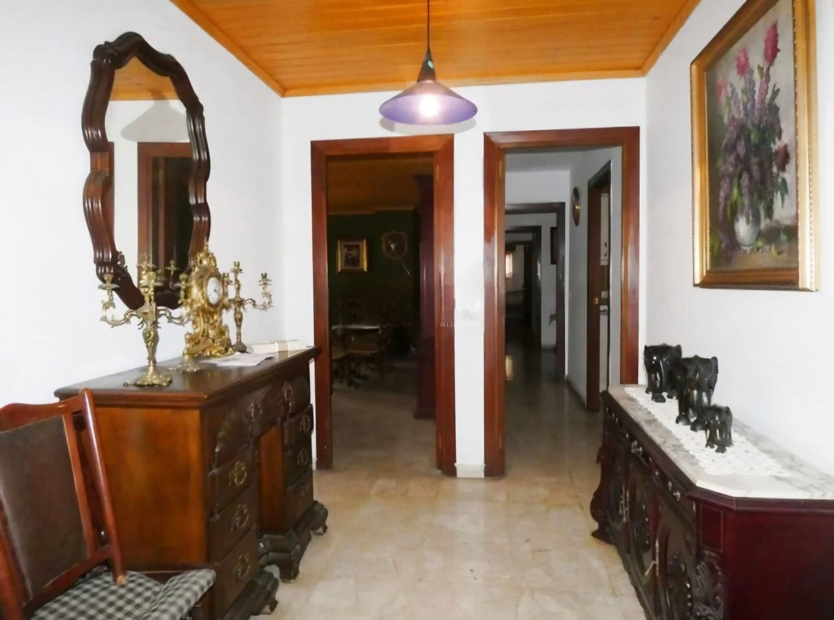 5 Bed Apartment for sale in Malagueta Málaga Ciudad, Málaga, Spain