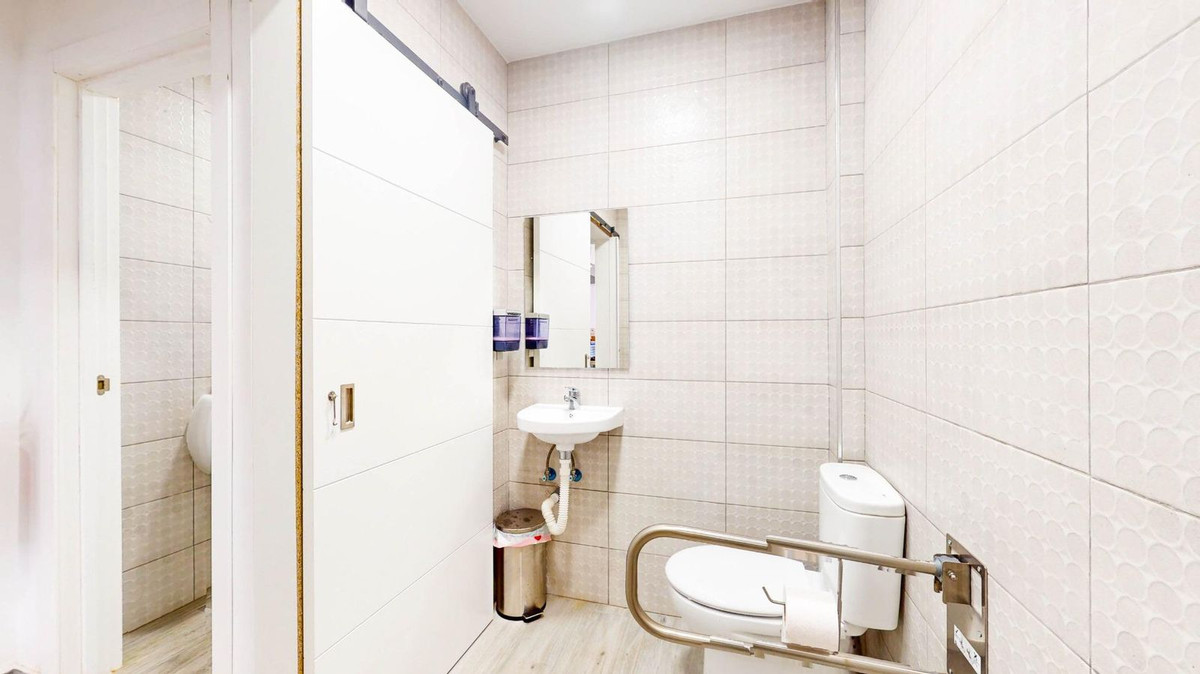 Commercial unit for sale in Benalmadena Costa Costa Del Sol, Málaga, Spain