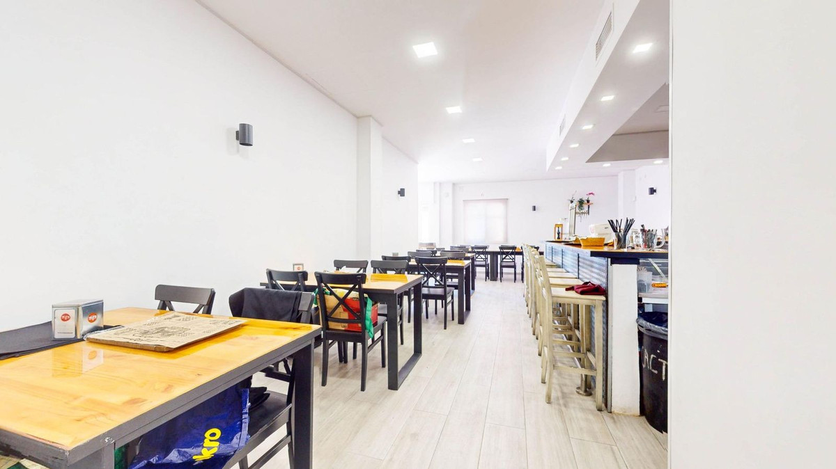 Commercial unit for sale in Benalmadena Costa Costa Del Sol, Málaga, Spain