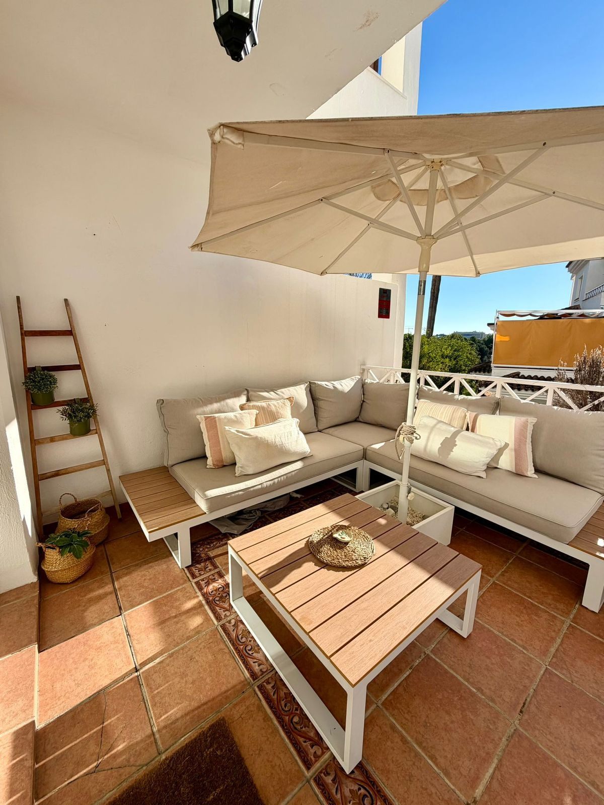2 Bed Apartment for sale in Río Real Costa Del Sol, Málaga, Spain