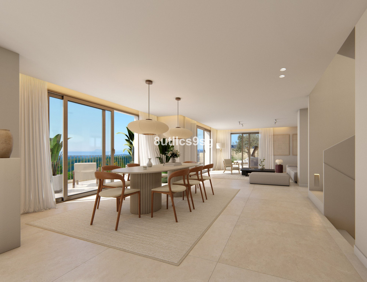 4 Bed Townhouse for sale in Istán Costa Del Sol, Málaga, Spain