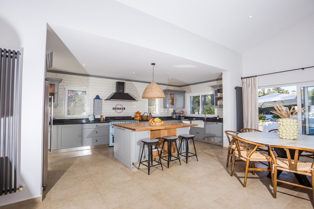 4 Bed Townhouse for sale in Javea Costa Blanca, Alicante, Spain