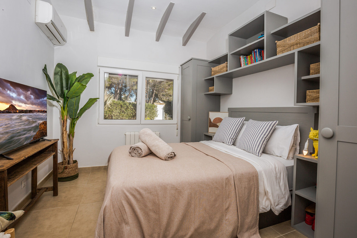 4 Bed Townhouse for sale in Javea Costa Blanca, Alicante, Spain