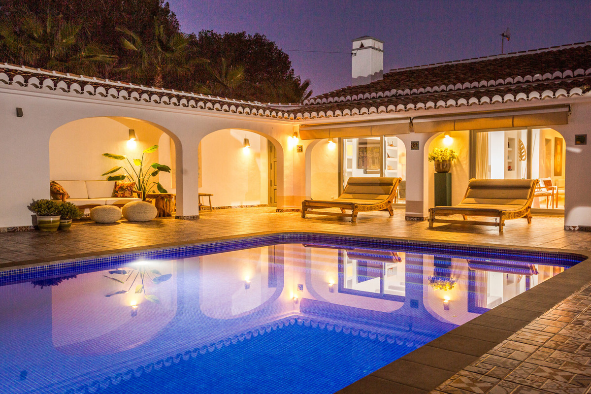 4 Bed Townhouse for sale in Javea Costa Blanca, Alicante, Spain