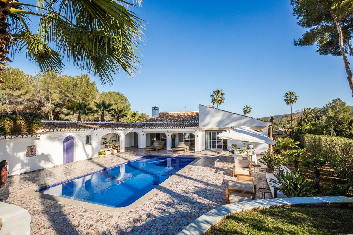 4 Bed Townhouse for sale in Javea Costa Blanca, Alicante, Spain