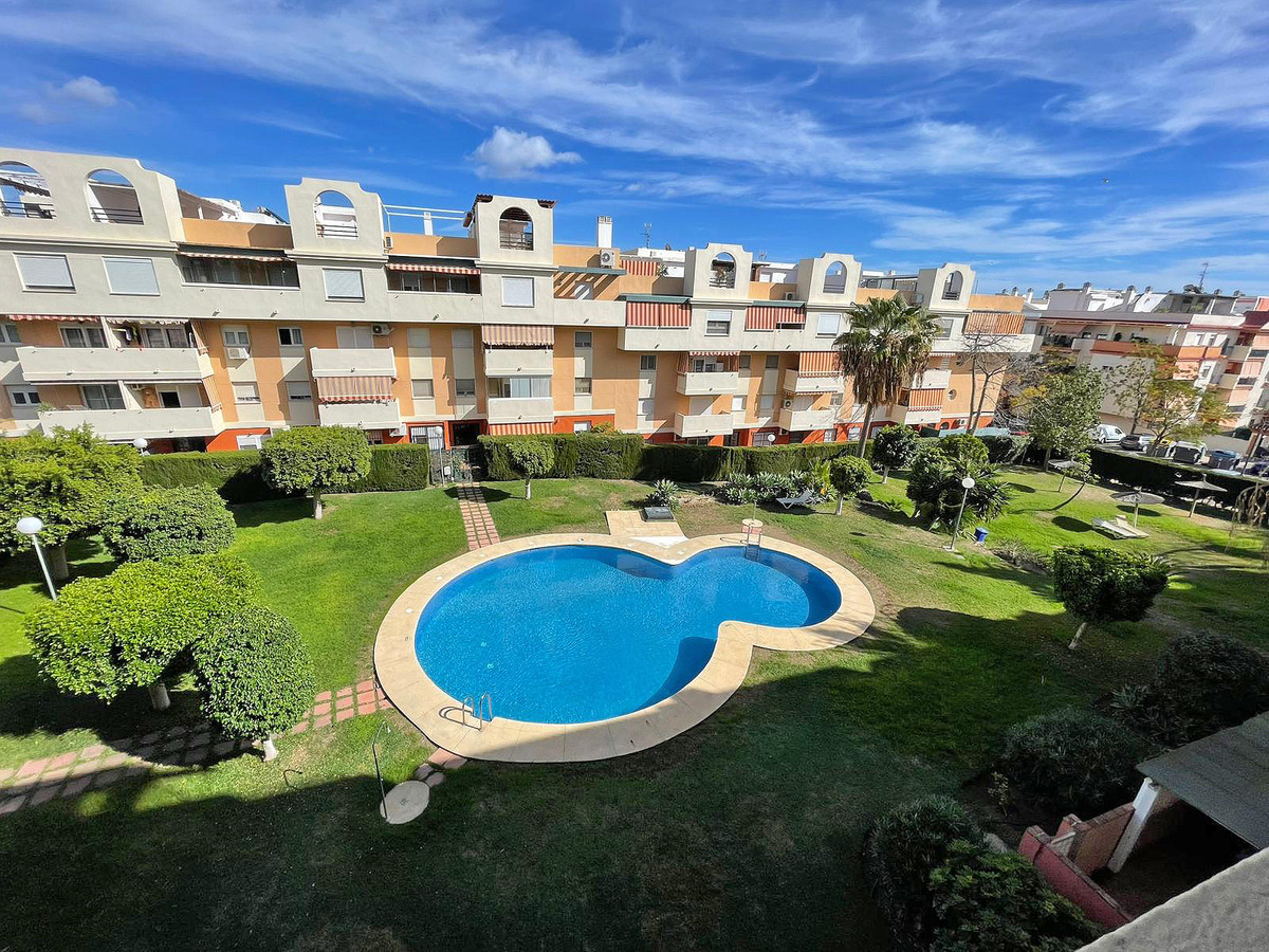 2 Bed Apartment for sale in Estepona Costa Del Sol, Málaga, Spain