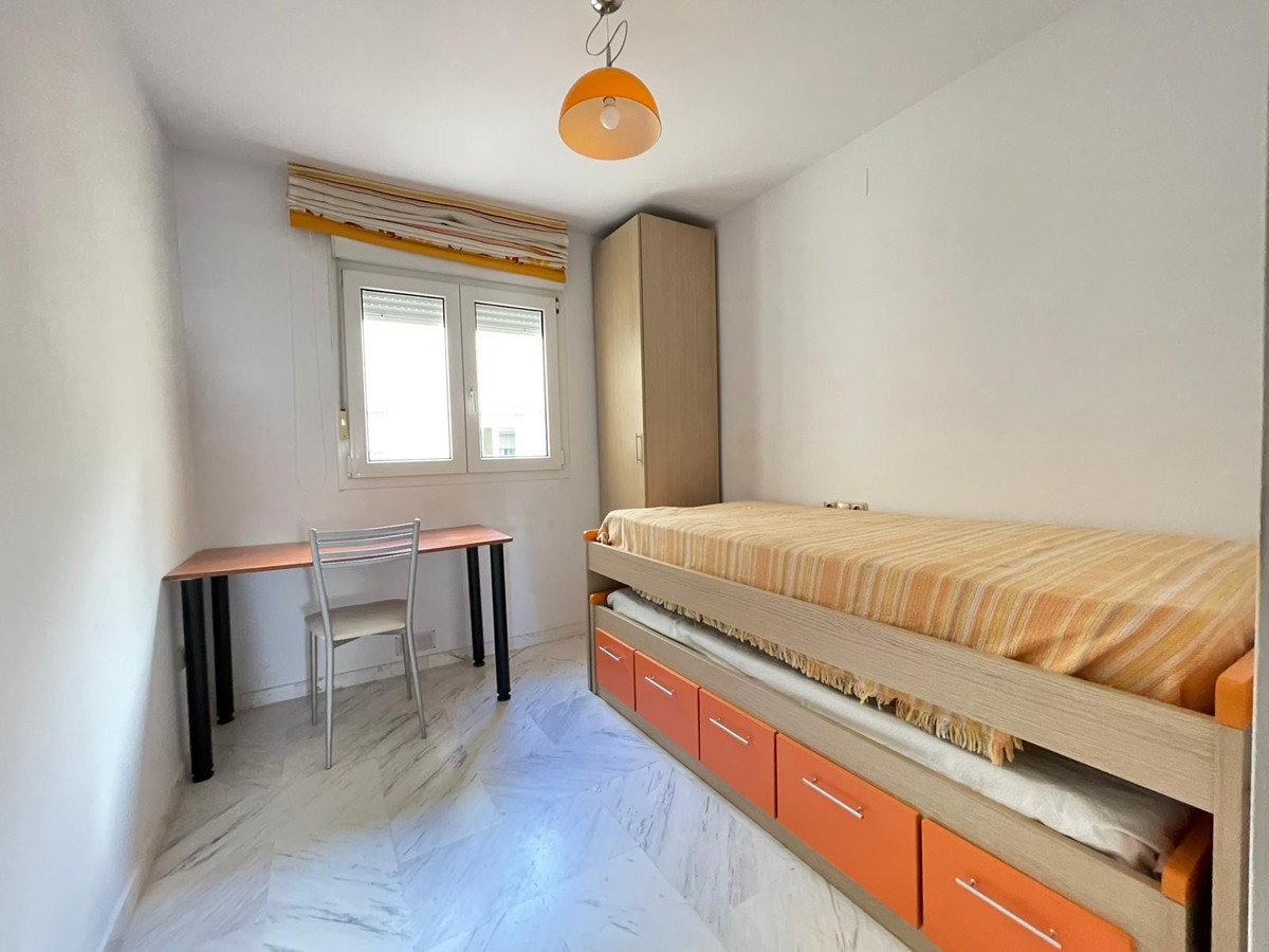 2 Bed Apartment for sale in Estepona Costa Del Sol, Málaga, Spain