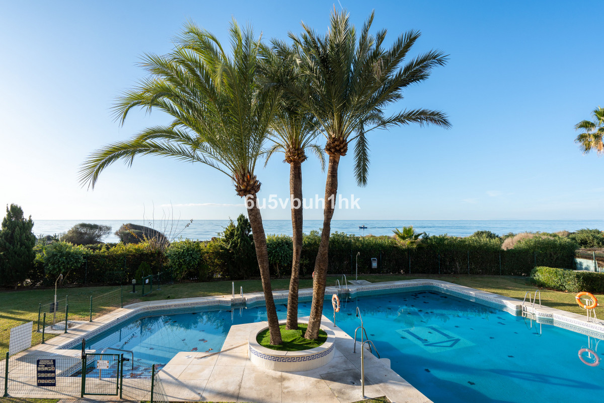 1 Bed Apartment for sale in Marbella Costa Del Sol, Málaga, Spain
