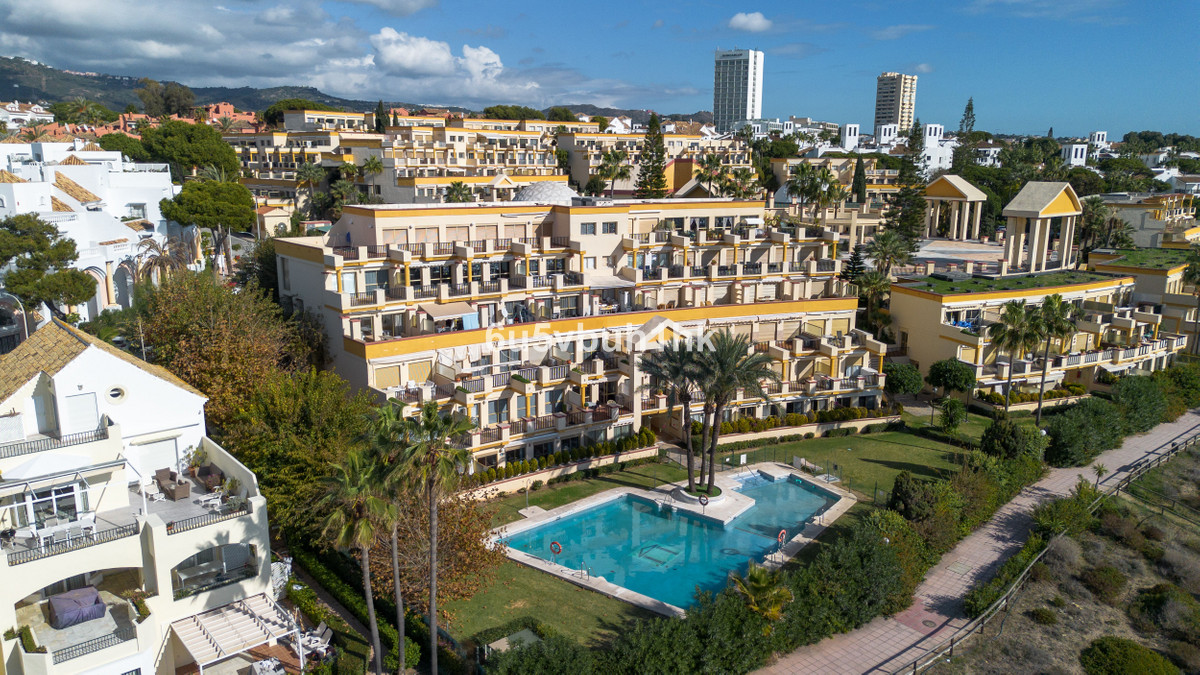 1 Bed Apartment for sale in Marbella Costa Del Sol, Málaga, Spain