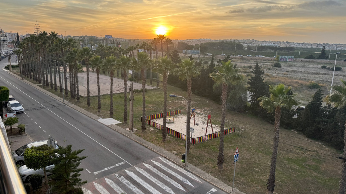 Se vende Apartamento Planta Baja de 1 dormitorios en Costa Blanca, Alicante, España
