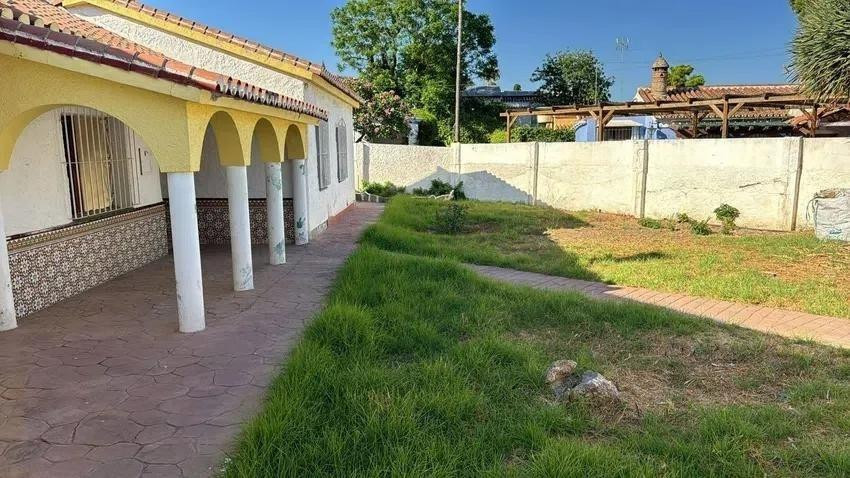 4 Bed Townhouse for sale in Málaga Costa Del Sol, Málaga, Spain
