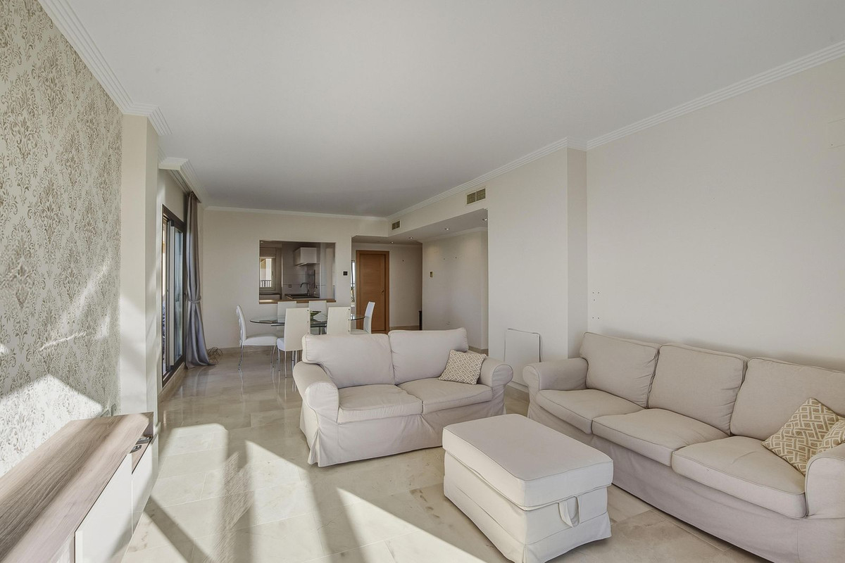 2 Bed Apartment for sale in Benahavís Costa Del Sol, Málaga, Spain