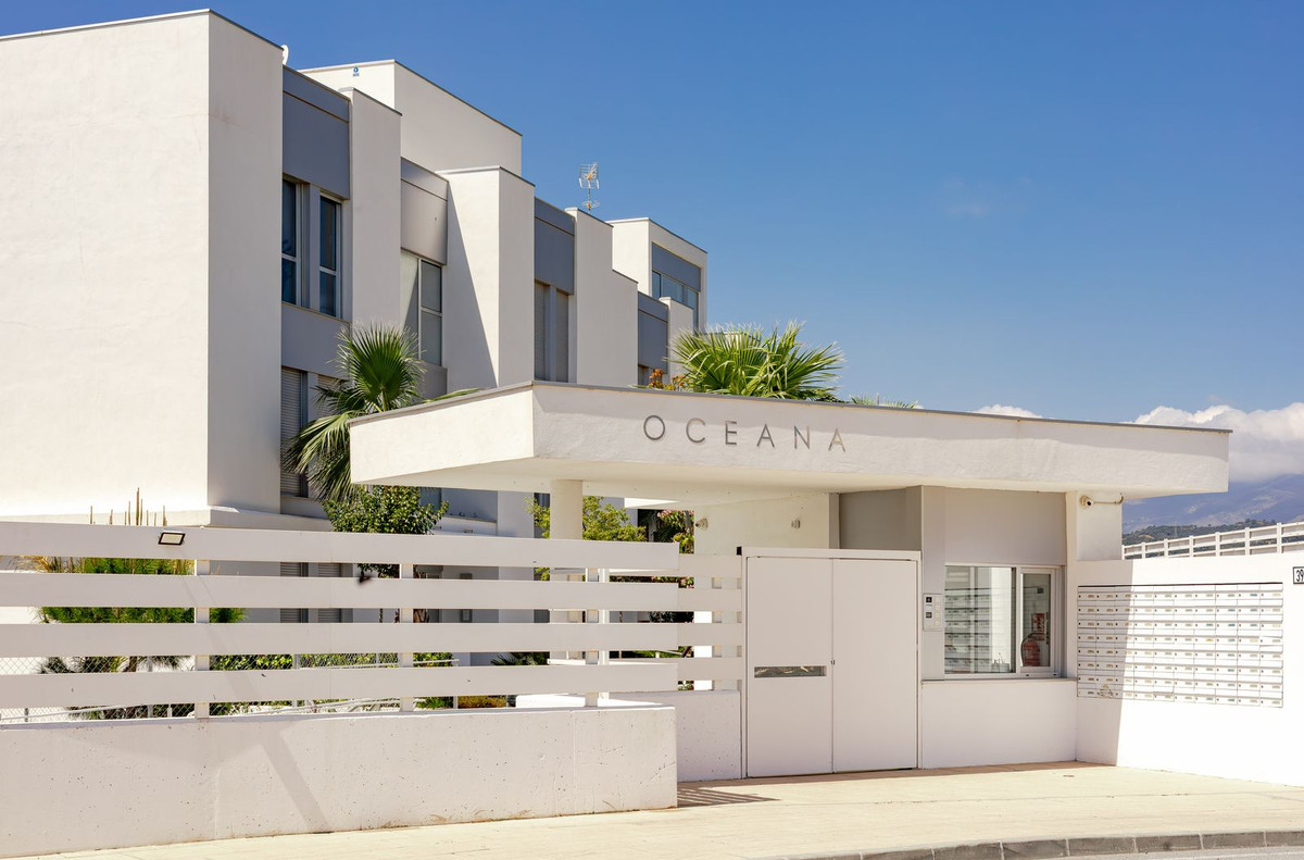 3 Bed Apartment for sale in Cancelada Costa Del Sol, Málaga, Spain