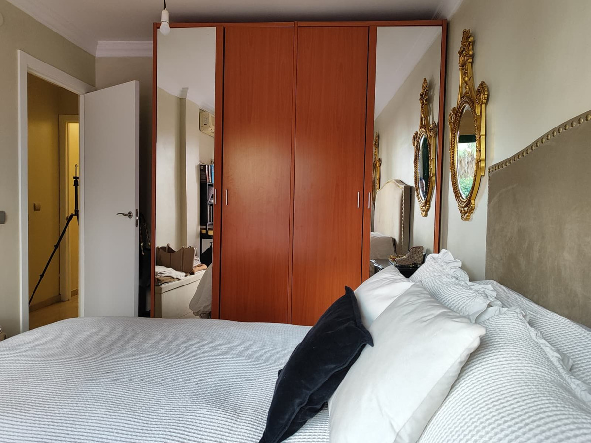 Se vende Apartamento Planta Media de 3 dormitorios en Costa Del Sol, Málaga, España