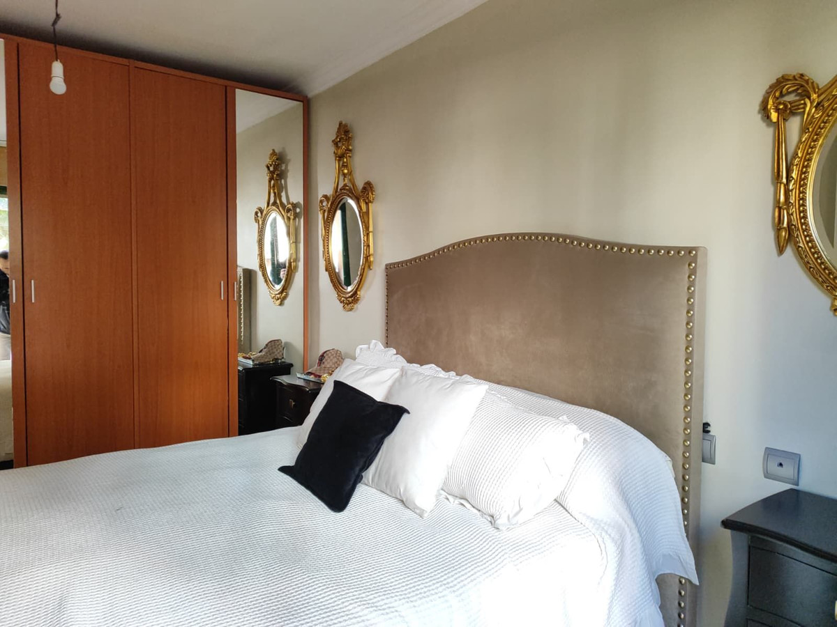 Se vende Apartamento Planta Media de 3 dormitorios en Costa Del Sol, Málaga, España