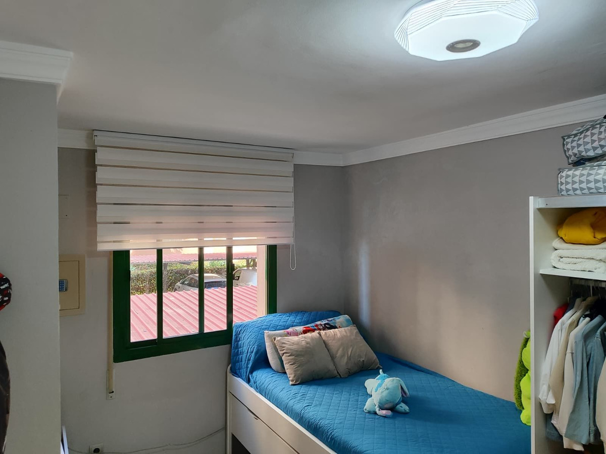 Se vende Apartamento Planta Media de 3 dormitorios en Costa Del Sol, Málaga, España