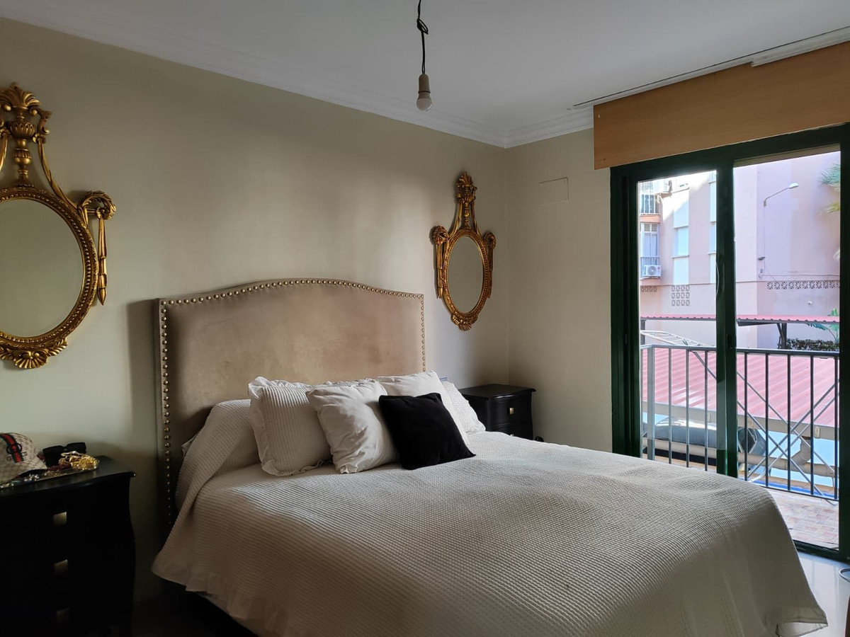Se vende Apartamento Planta Media de 3 dormitorios en Costa Del Sol, Málaga, España