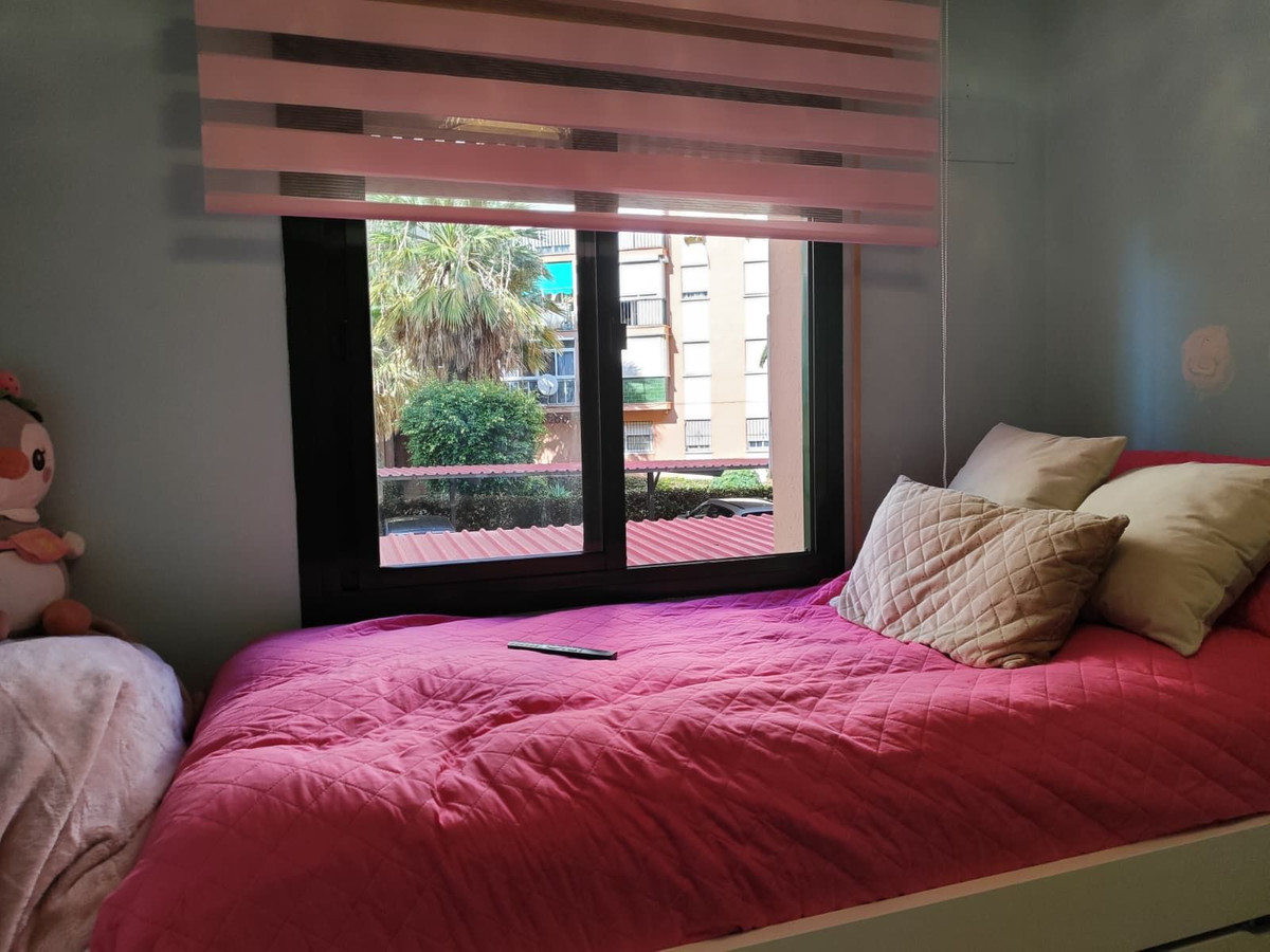 Se vende Apartamento Planta Media de 3 dormitorios en Costa Del Sol, Málaga, España