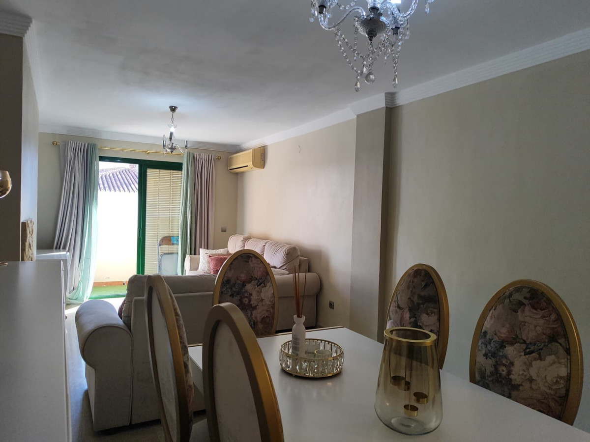 Se vende Apartamento Planta Media de 3 dormitorios en Costa Del Sol, Málaga, España