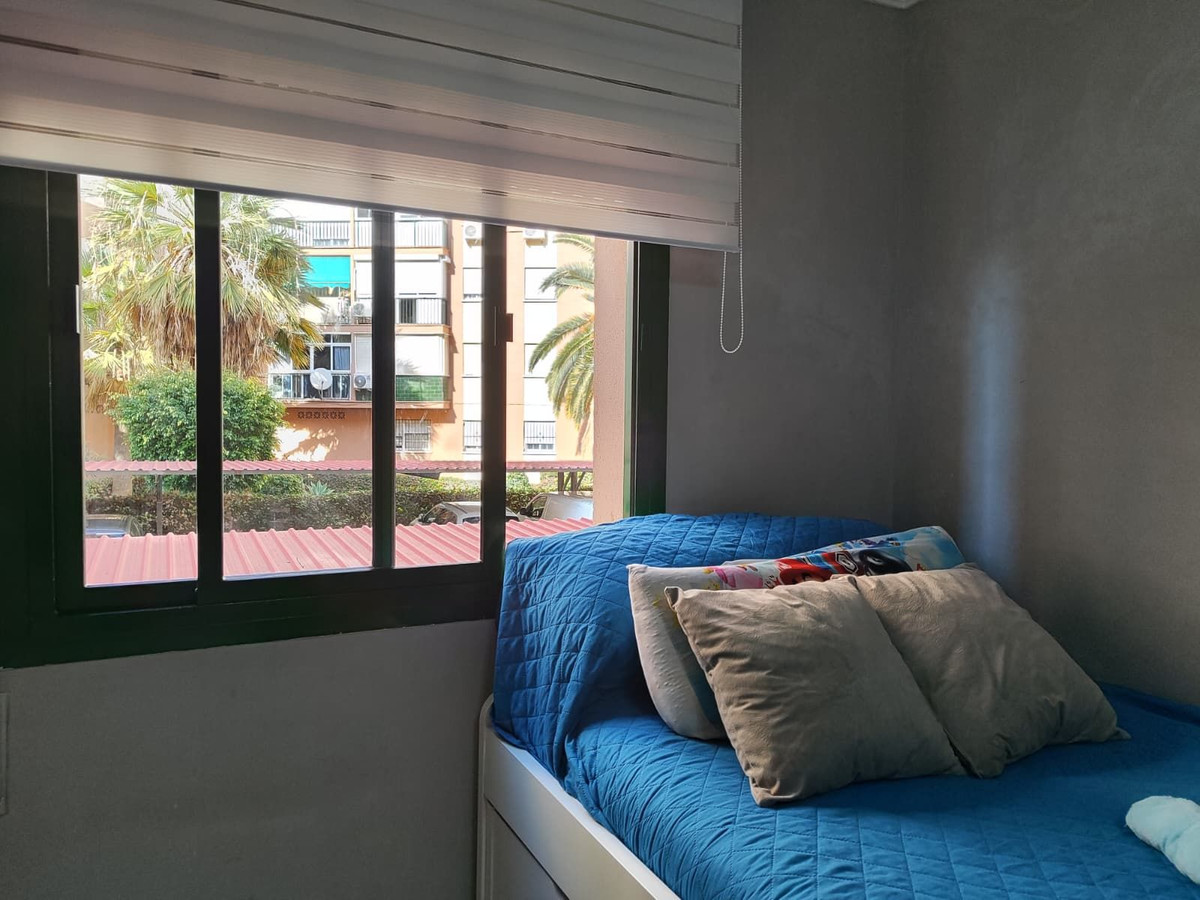 Se vende Apartamento Planta Media de 3 dormitorios en Costa Del Sol, Málaga, España