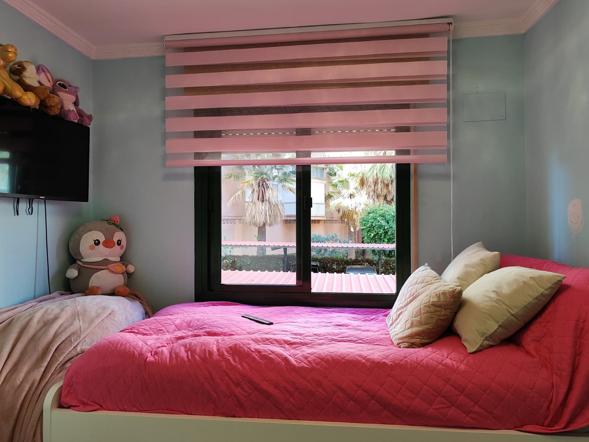 Se vende Apartamento Planta Media de 3 dormitorios en Costa Del Sol, Málaga, España