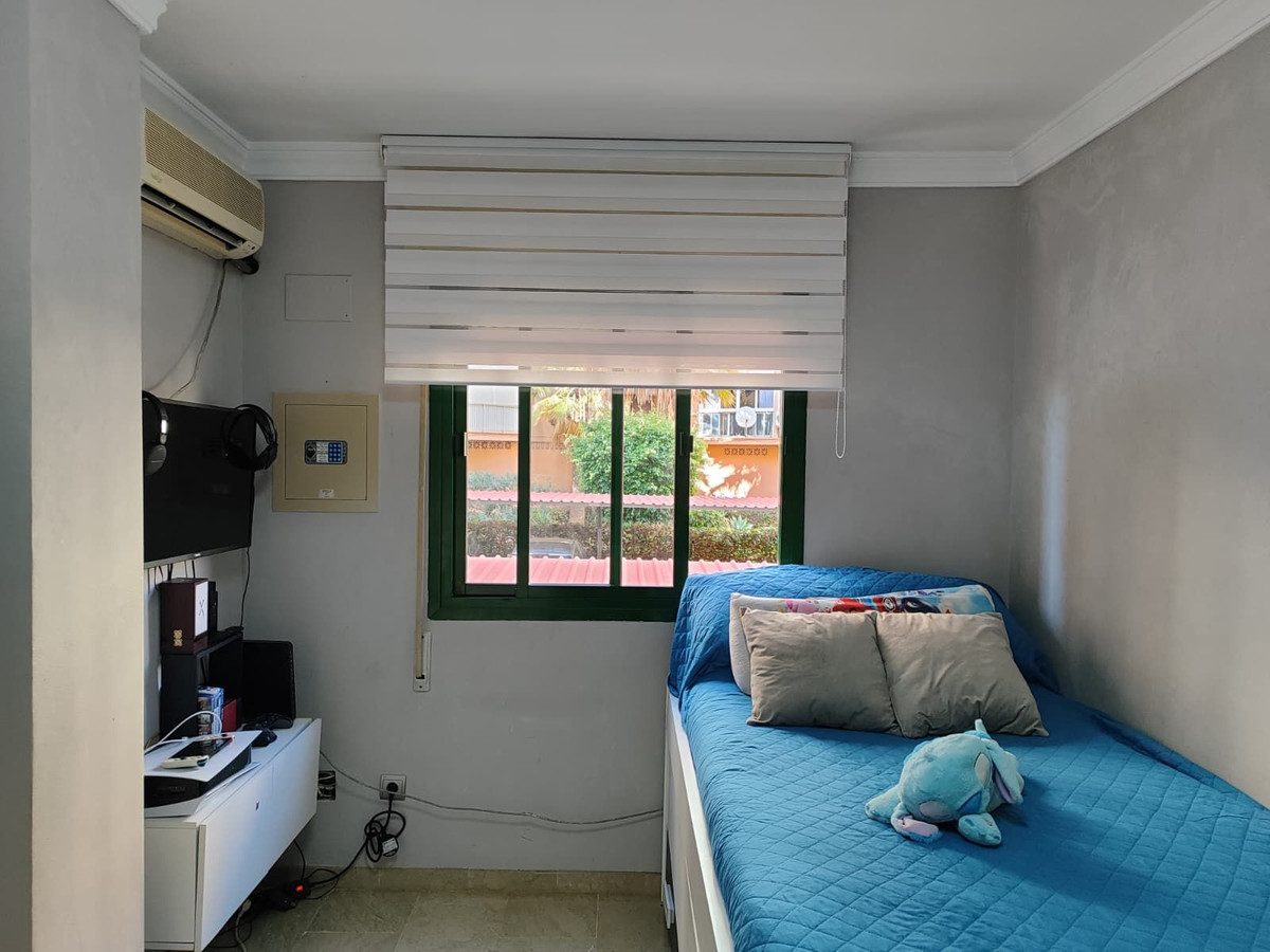 Se vende Apartamento Planta Media de 3 dormitorios en Costa Del Sol, Málaga, España