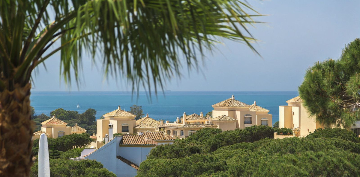 Se vende Villa - Chalet de 4 dormitorios en Costa Del Sol, Málaga, España