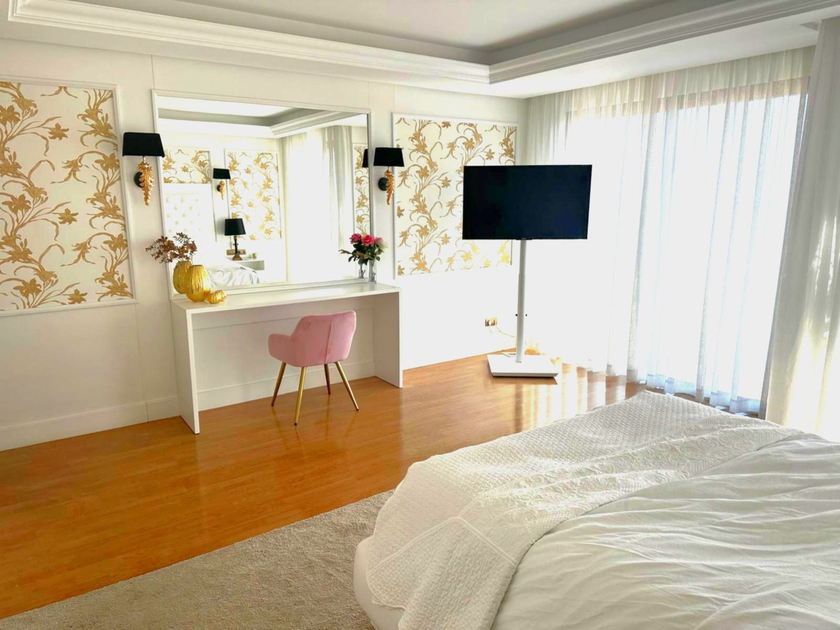 4 Bed Townhouse for sale in Alhaurín De La Torre Costa Del Sol, Málaga, Spain