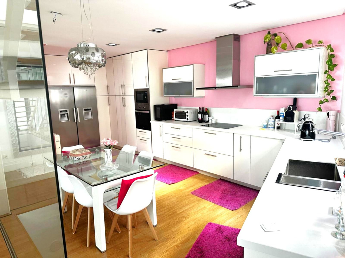 4 Bed Townhouse for sale in Alhaurín De La Torre Costa Del Sol, Málaga, Spain