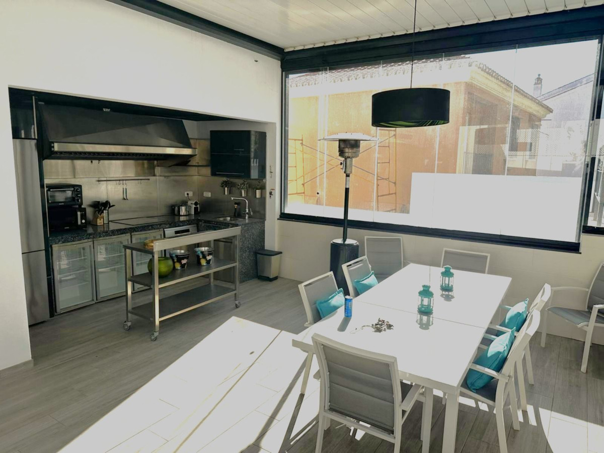 4 Bed Townhouse for sale in Alhaurín De La Torre Costa Del Sol, Málaga, Spain