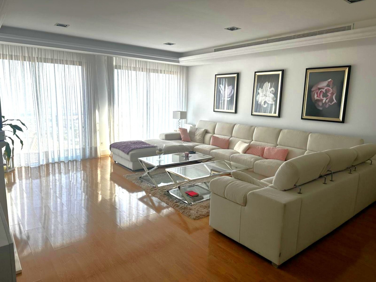 4 Bed Townhouse for sale in Alhaurín De La Torre Costa Del Sol, Málaga, Spain
