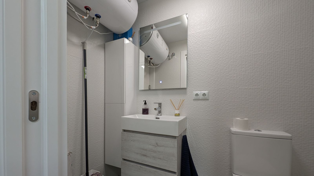 Se vende Oficina  en Costa Del Sol, Málaga, España