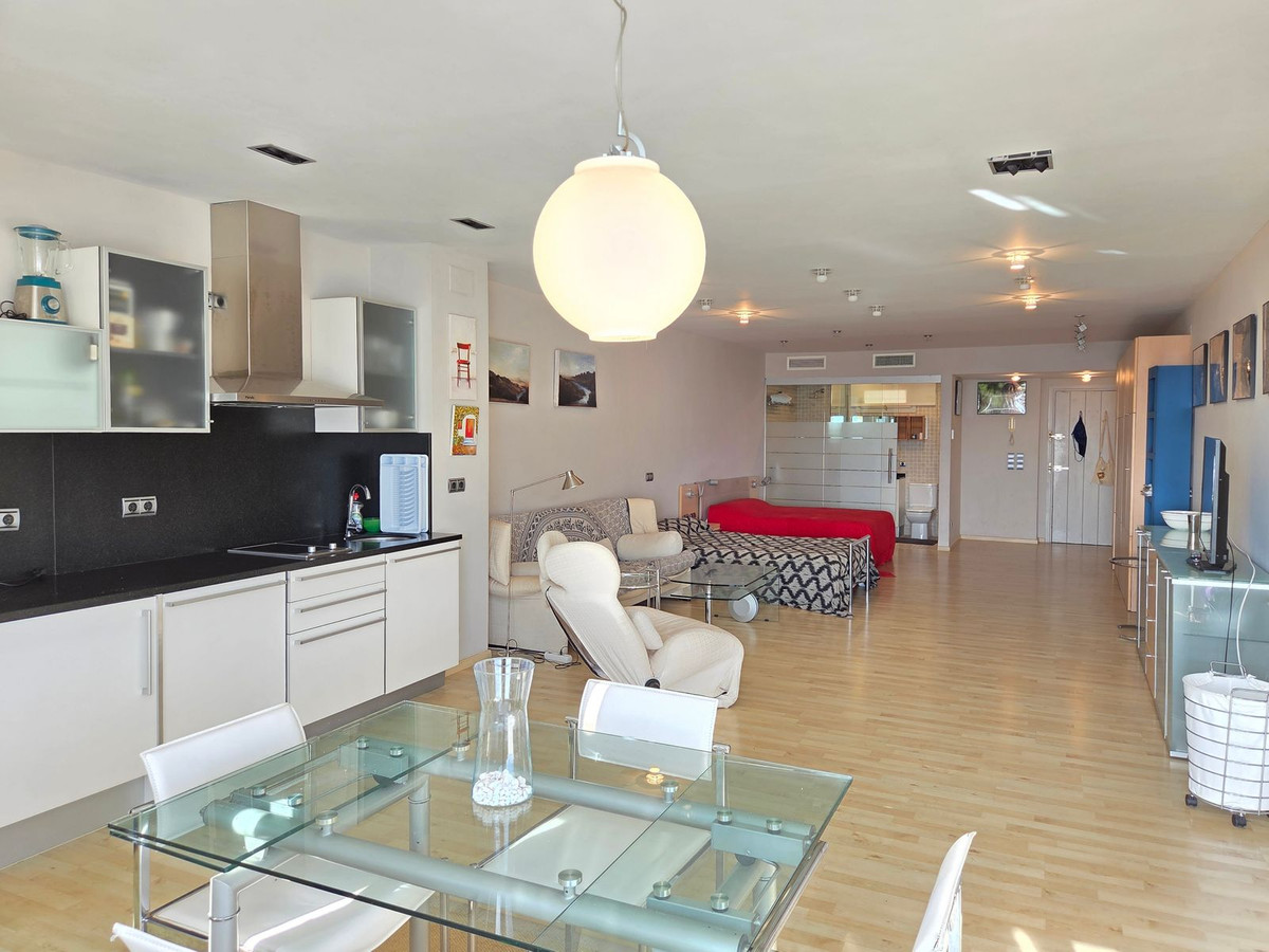 Apartment for sale in Puerto Banús Costa Del Sol, Málaga, Spain